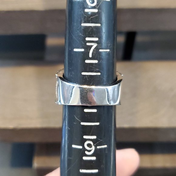 Size 8 925 Sterling Silver Pavement Cubic Zirconia With Black Onyx Gems Ring - Picture 6 of 8